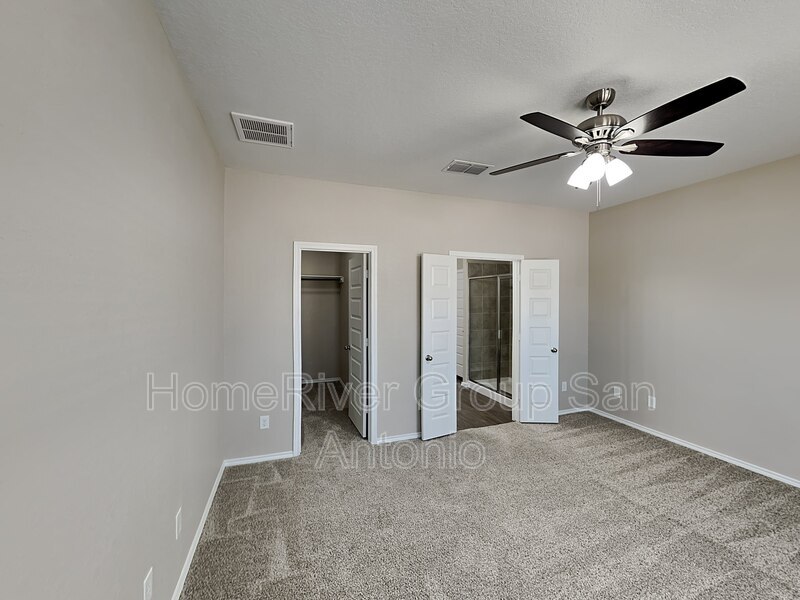 Building Photo - 13541 Lily Ln