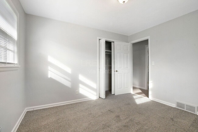 Building Photo - 4341 Charlotte Ann Dr