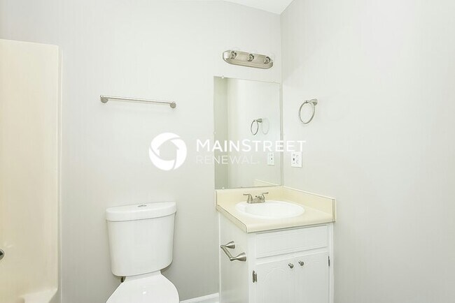 Building Photo - 3 Bedroom Pet-Friendly Home in Buford, GA with Main Street Renewal