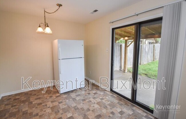 Building Photo - 403 Avenue A