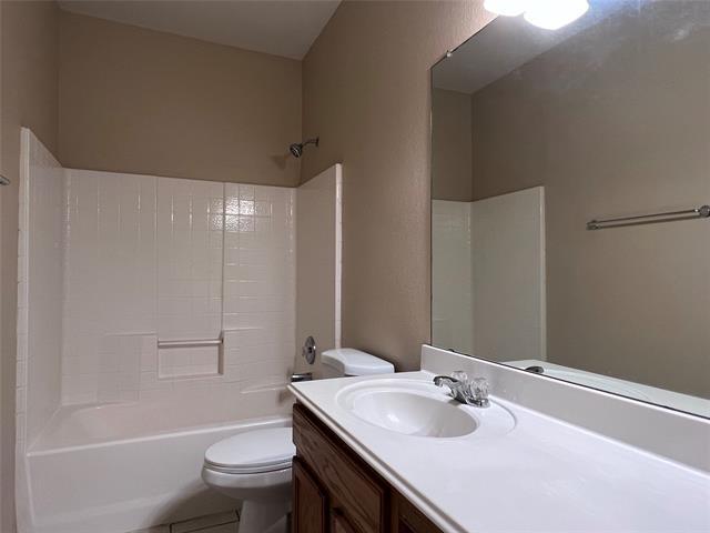 Building Photo - 1065 Warbler Ln