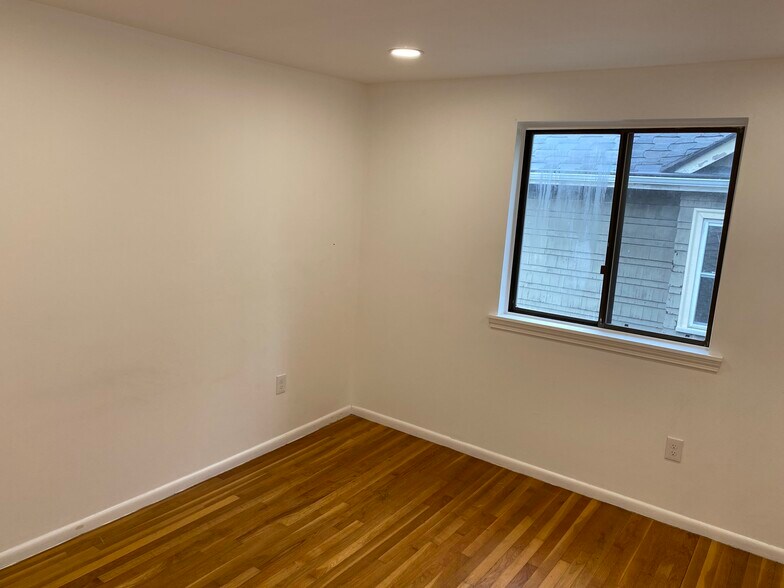 Building Photo - 60 Nonantum St
