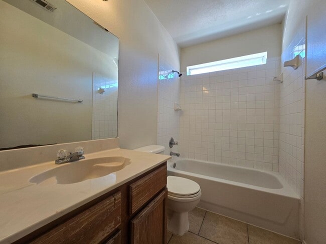 Building Photo - SECTION 8/HUD ACCEPTED & FIRST FULL MONTH $99 - AVAILABLE NOW!