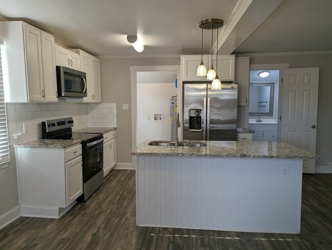 Building Photo - 427 Mildred Ave