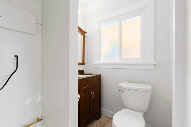 Building Photo - 518 N Genesee Ave