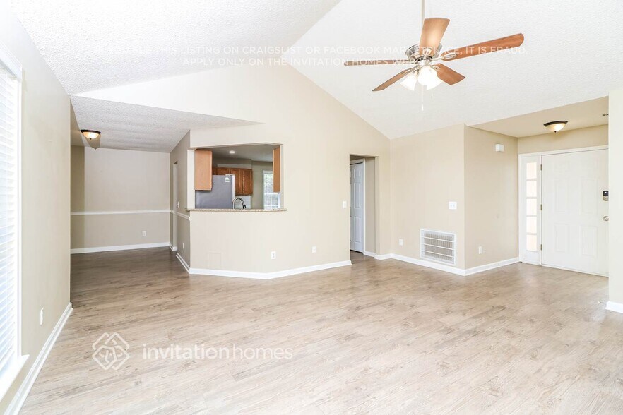 Building Photo - 3502 Baroney Ln SW