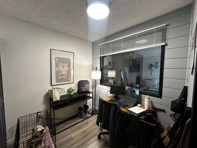 Building Photo - Available June 1st! "Chic & Cozy 1-Bed Furnished Condo in Denver's Desirable Hale Neighborhood!"