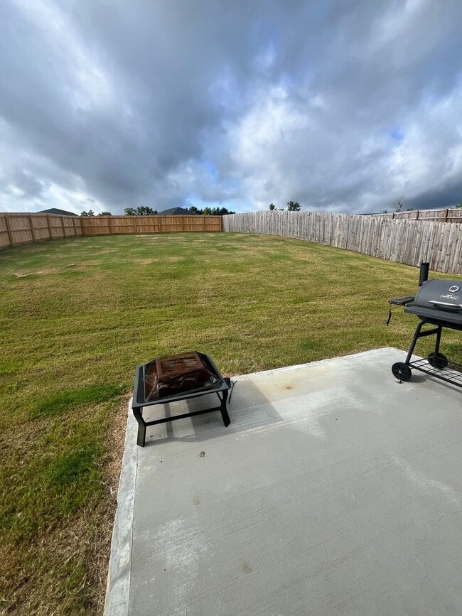 Building Photo - Bonaire Beauty: A Modern 3-Bedroom Home Aw...