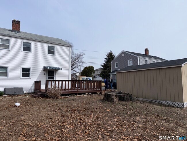 Building Photo - 5 Ann Ave