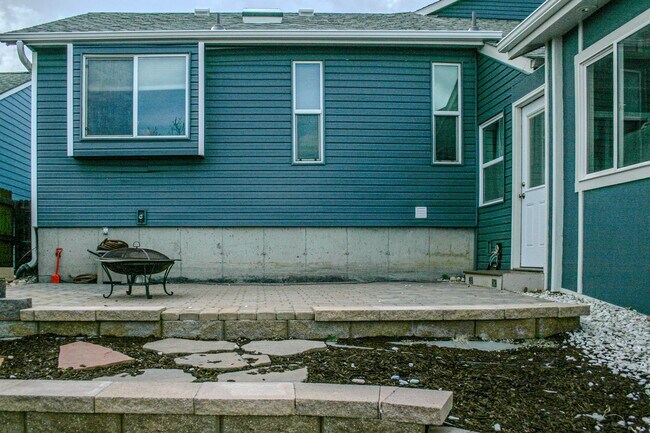 Building Photo - 7890 Candleflower Cir