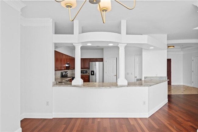 Building Photo - 3334 Peachtree Rd NE