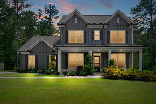 Building Photo - 2108 Charmond Dr