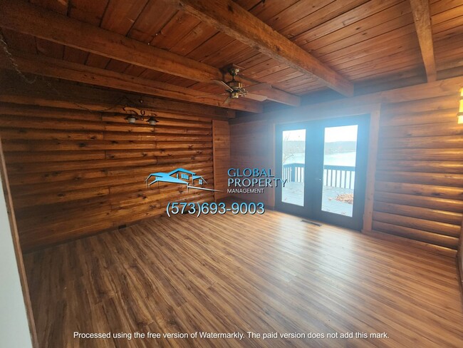 Building Photo - Lakefront 3 bedroom home for rent at the Lake