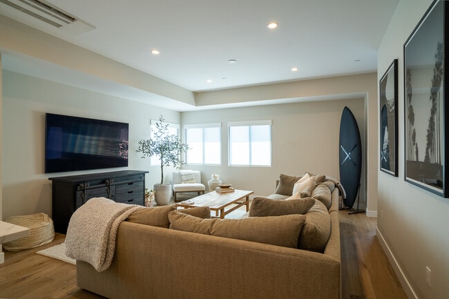 Building Photo - 1012 Beryl St