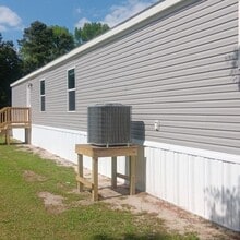 Building Photo - 1600 Mandy Dr