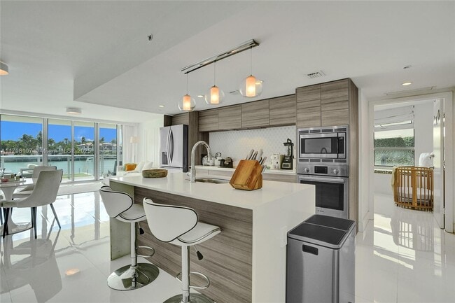 Building Photo - 6620 Indian Creek Dr