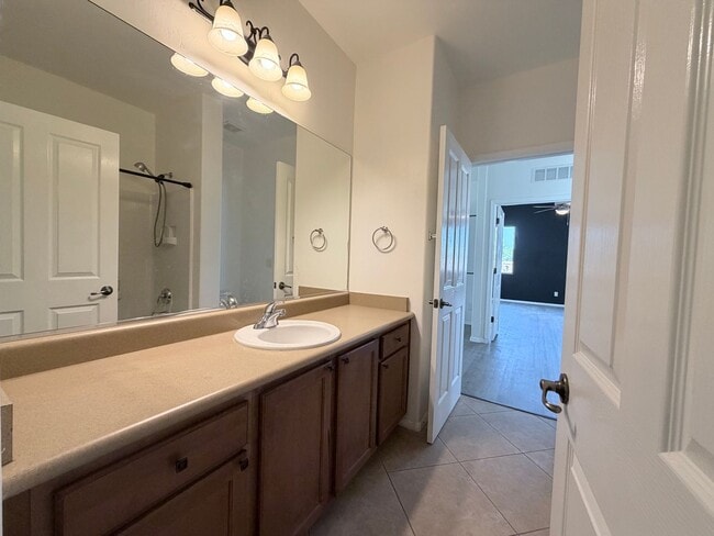 Building Photo - 1024 Horner Dr