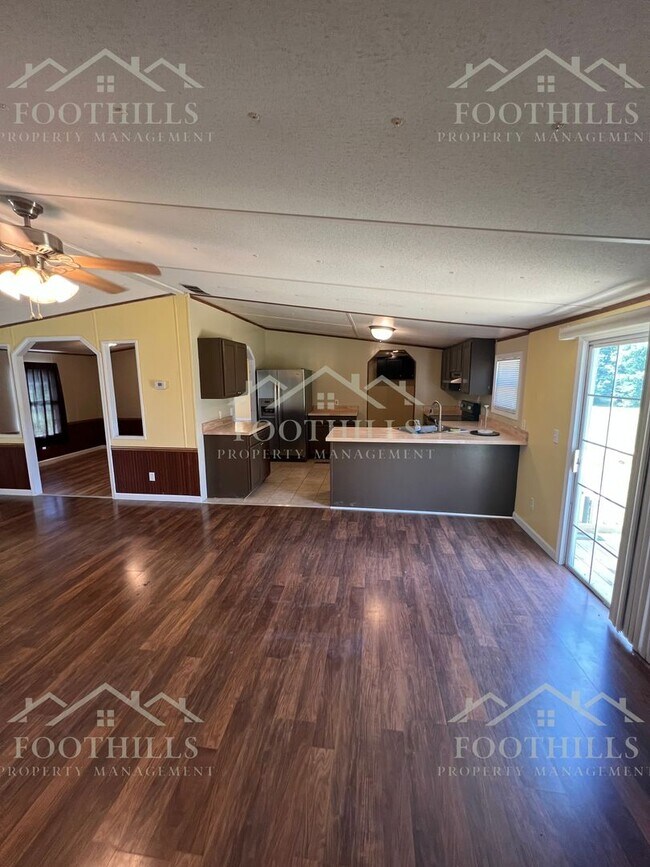 Building Photo - 3-Bed, 2-Bath Mobile Home in Starr