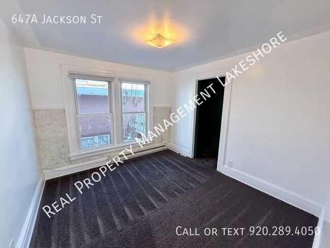 Building Photo - 647 Jackson St