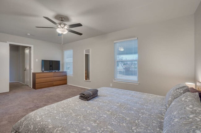 Building Photo - 11210 Cotillion Dr