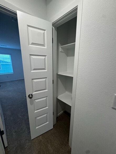 Building Photo - 6813 SW Dignity Ave