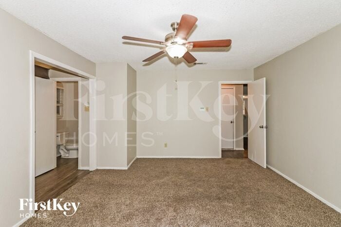Building Photo - 8611 Running Bird Ln