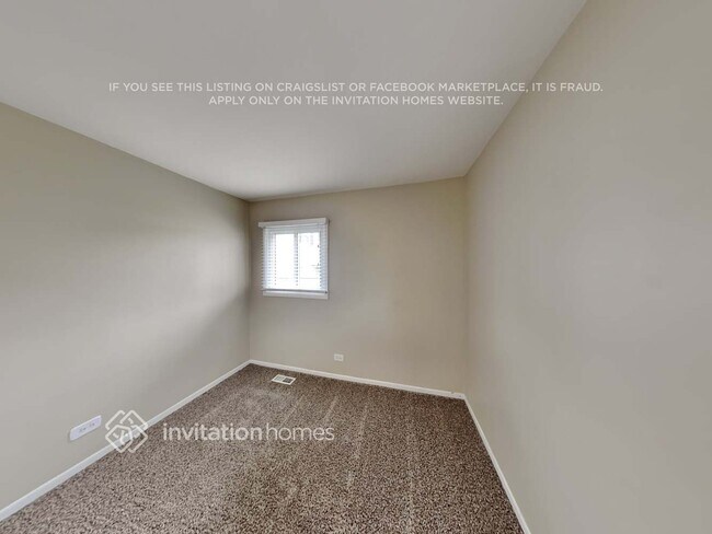 Building Photo - 15416 Ridgeland Ave