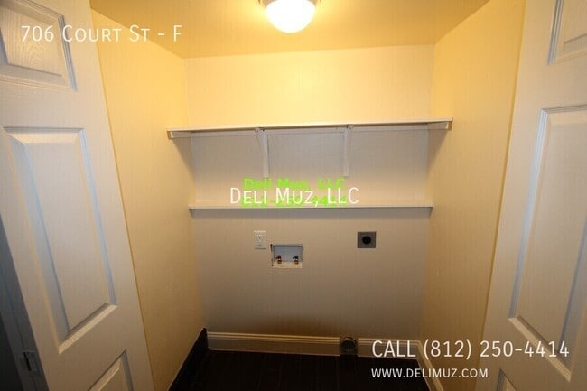 Building Photo - 706 Court St