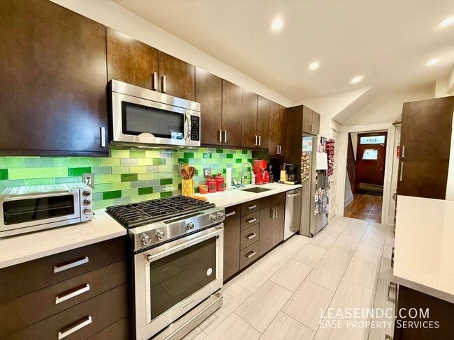 Building Photo - 4119 3rd St NW
