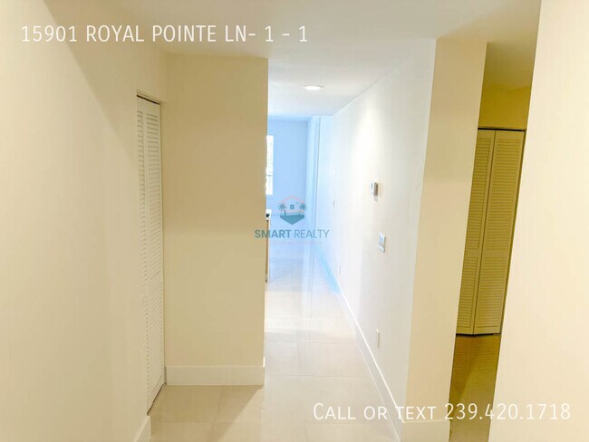 Building Photo - 15901 ROYAL POINTE Ln