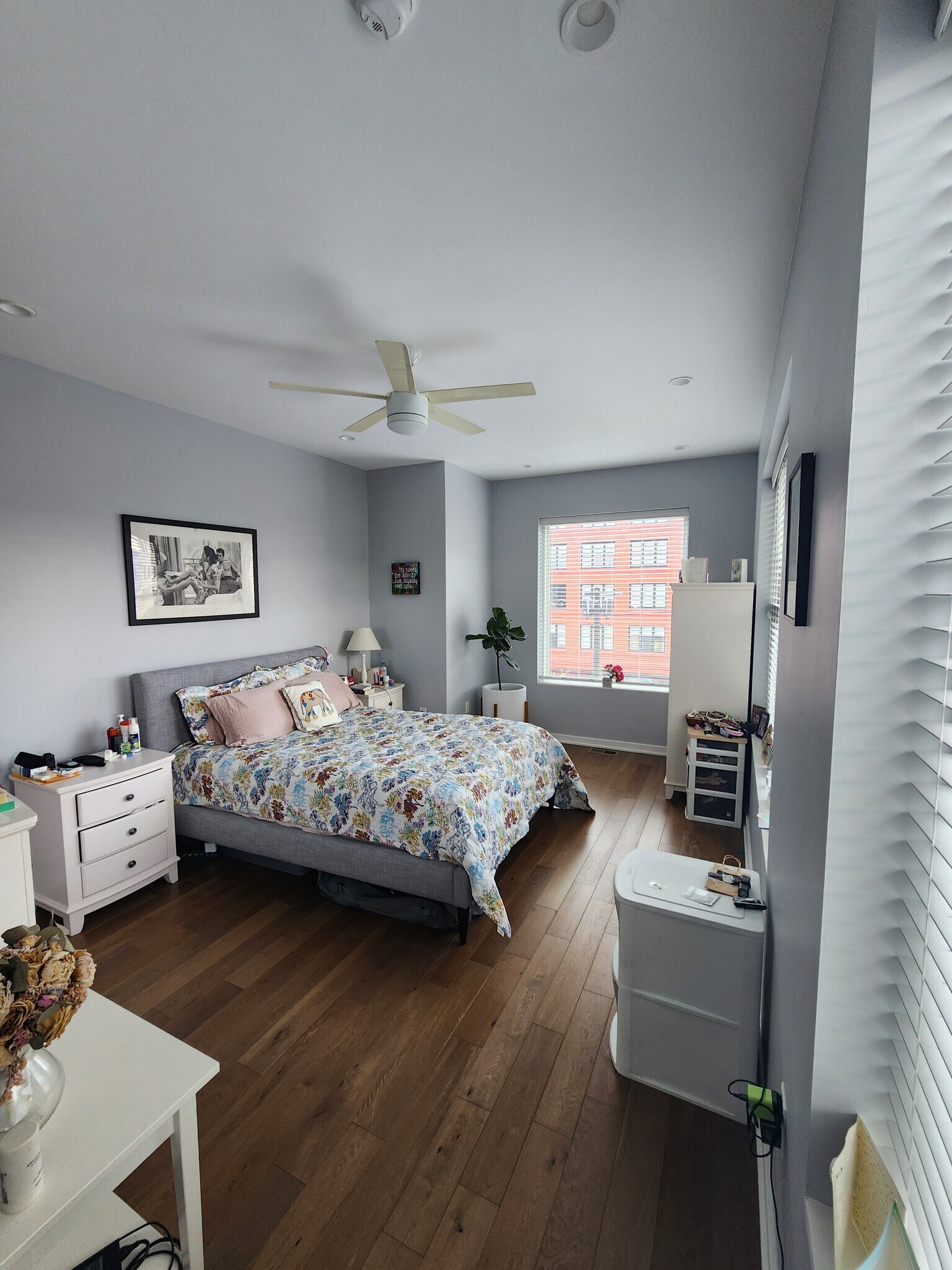 Building Photo - 1500 N American St