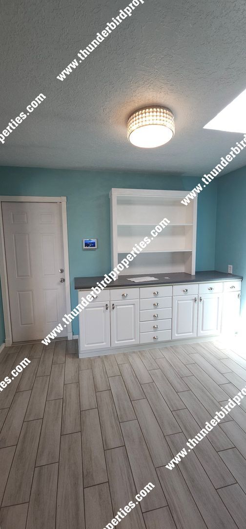 Building Photo - 5117 Camino Vista NW