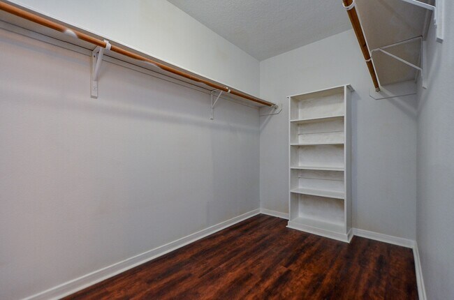 Building Photo - 14410 Pelican Marsh Dr