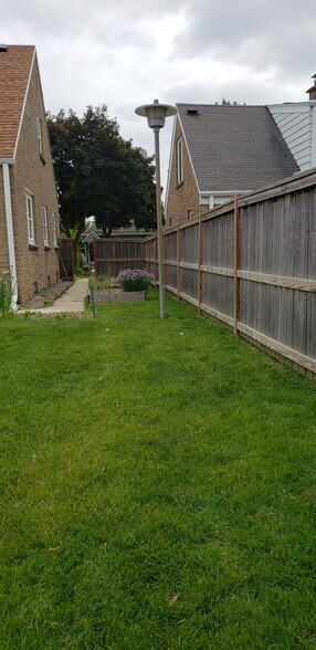 Yard - 2331 S 59th St