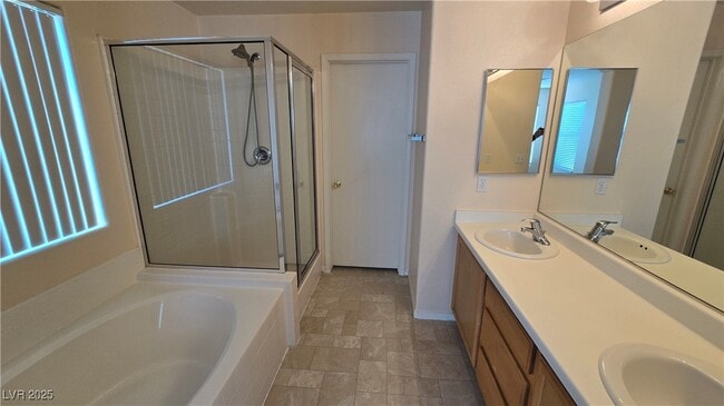 Building Photo - 2525 Rainbow Cactus Ct