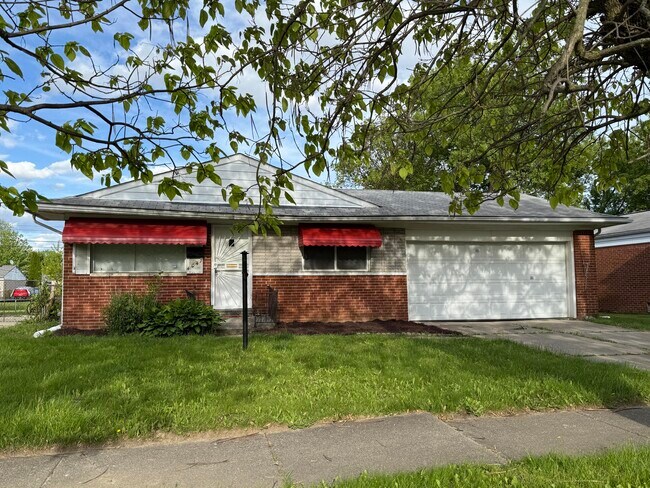 Building Photo - 4047 Burton St