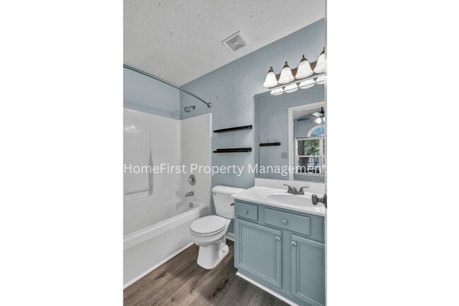 Building Photo - 1201 Red Stone Dr