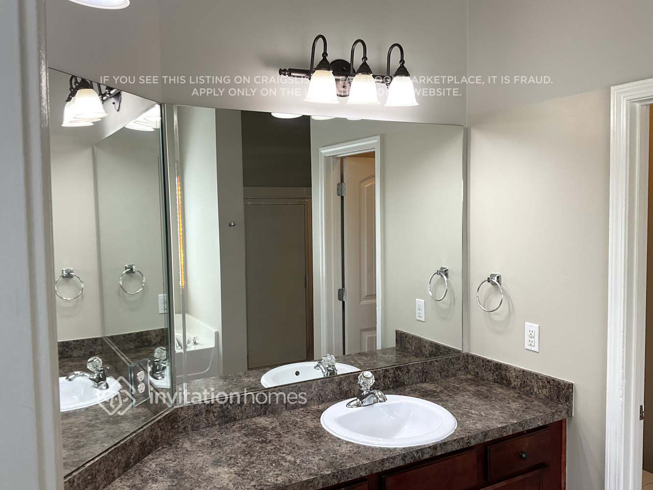 Building Photo - 6268 Cove Creek Dr