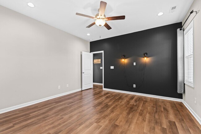 Building Photo - A Charming Ranch style home in Academy Point - minutes to downtown Clayton!