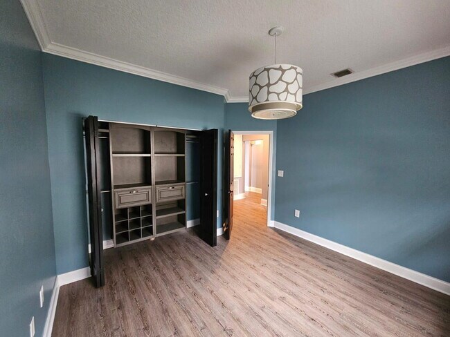 Building Photo - Northwest 22nd Court, Pembroke Pines, FL 3...