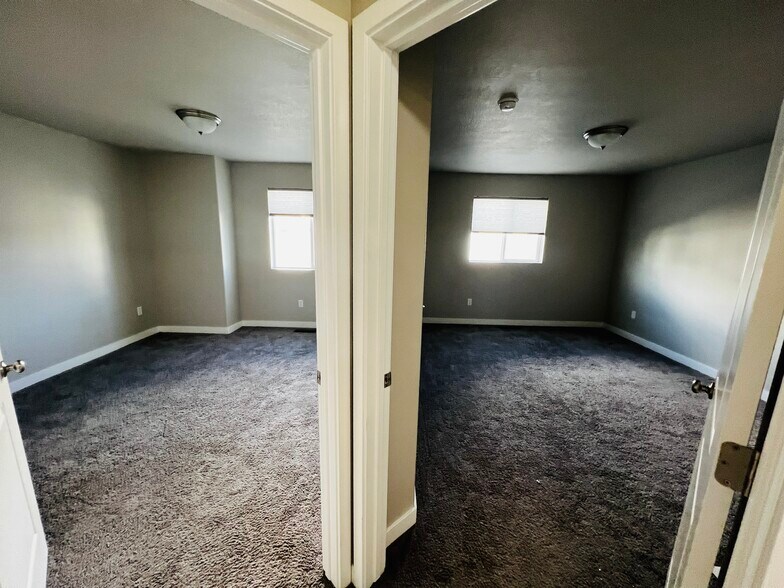 Building Photo - 15194 S Tack Way