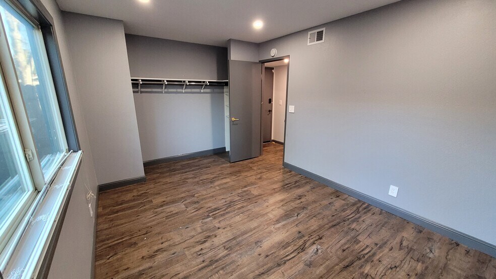 Building Photo - 108 Lexington Dr