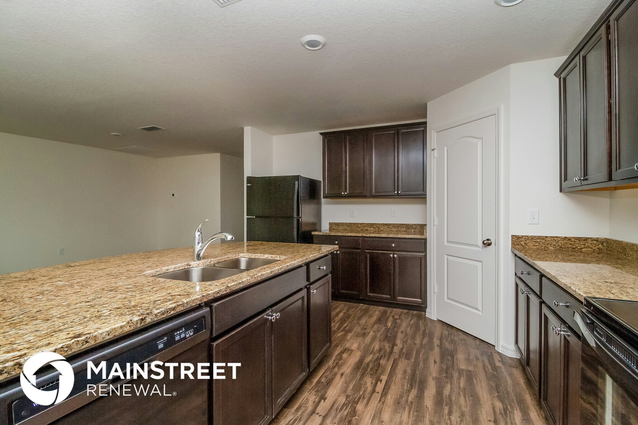 Building Photo - 1864 Piedmont Ct