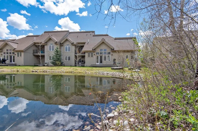 Building Photo - 112 Aspen Meadows Rd