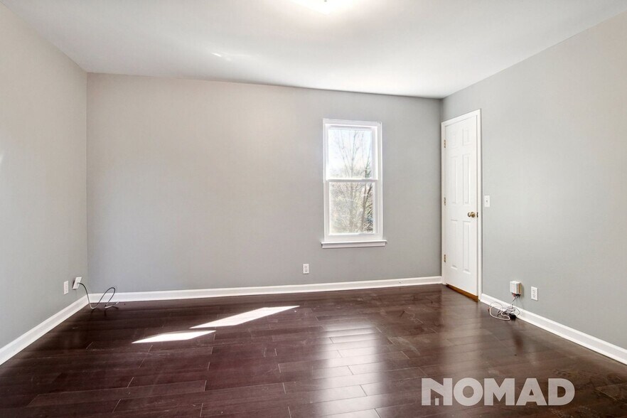 Building Photo - 446 Rural Hill Rd