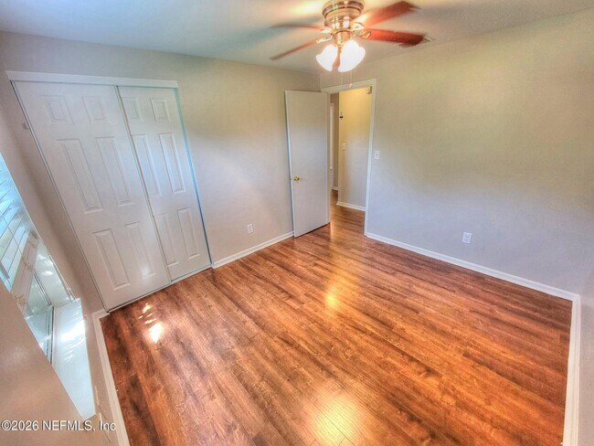 Building Photo - 10881 Key Coral Dr