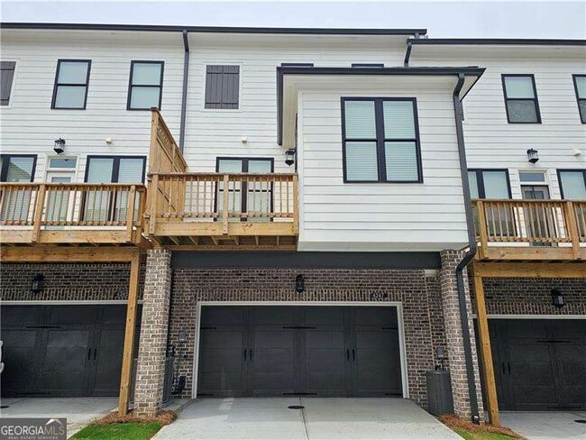 Building Photo - 4247 Millcroft Pl