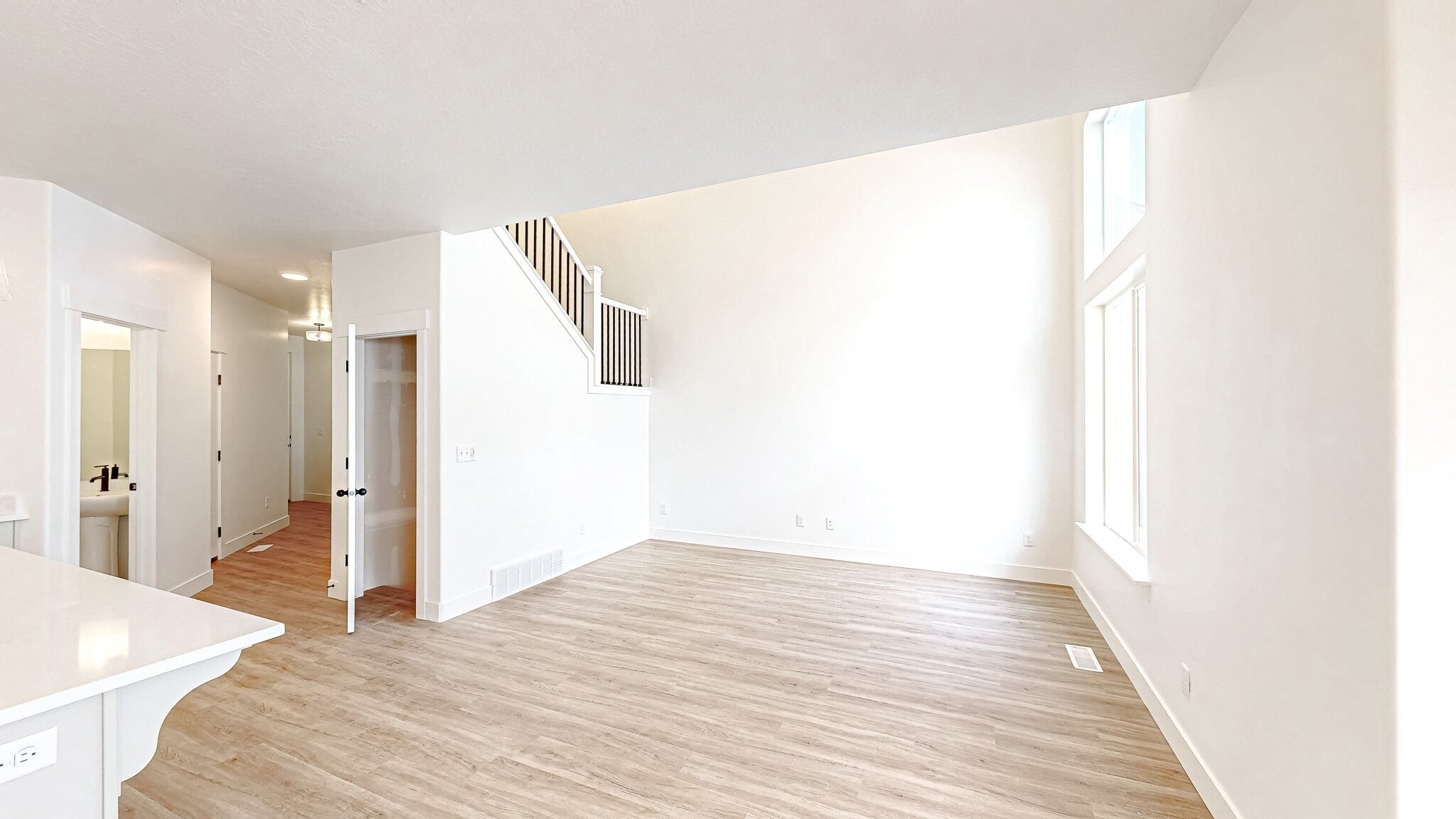 Building Photo - 4593 Olive Ave