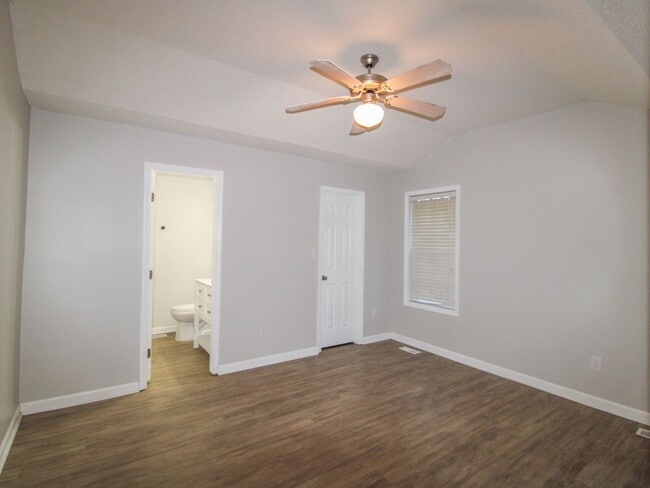 Building Photo - Nice Home in Meridianville!