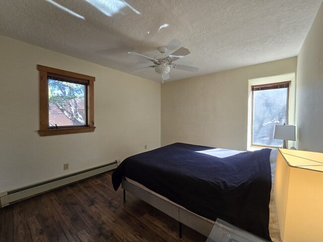 Building Photo - 2835 Don Quixote